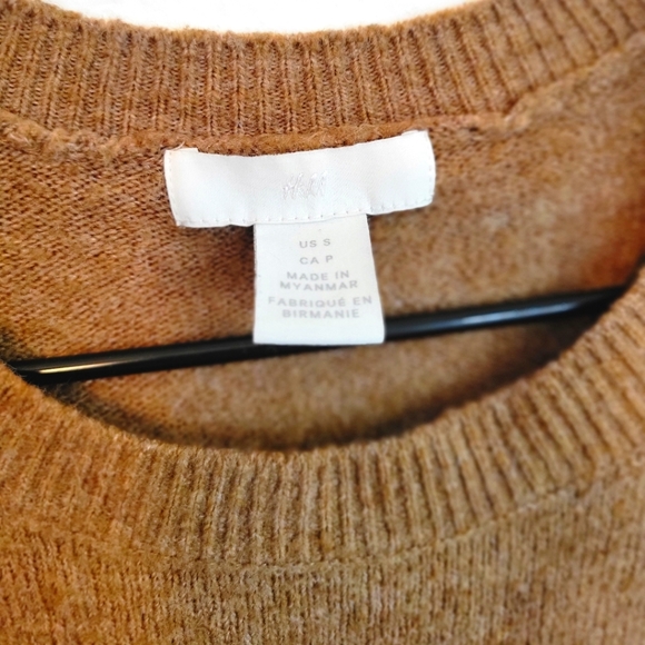 H&M Brown wool blend crewneck sweater Small - Picture 3 of 4